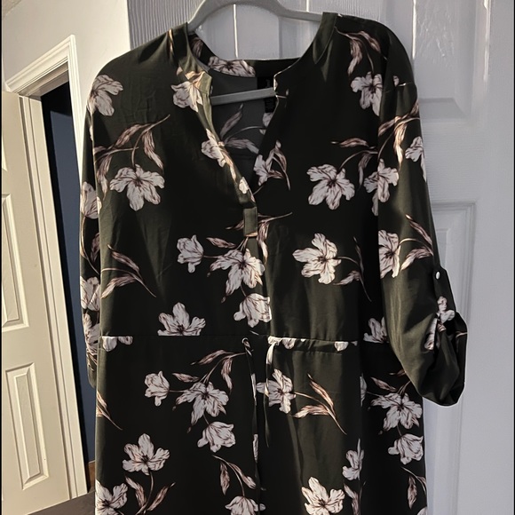 Jules and leopold dress with drawstring - Picture 2 of 4